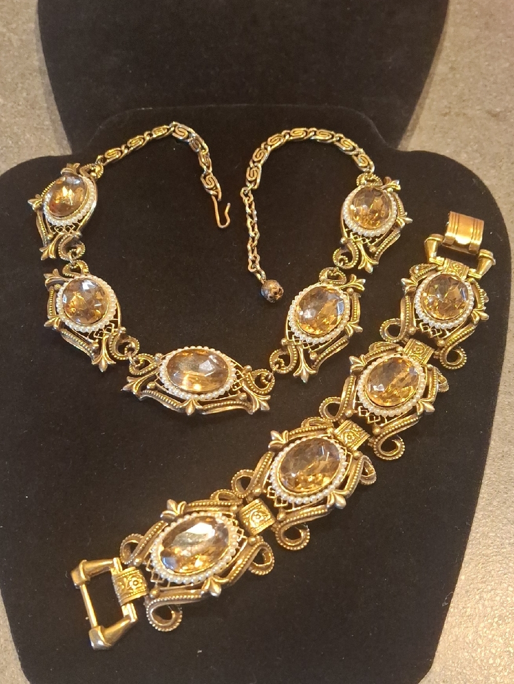 Florenza Necklace And Bracelet